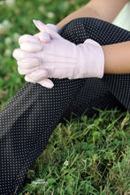 Load image into Gallery viewer, Youth Pink Glove
